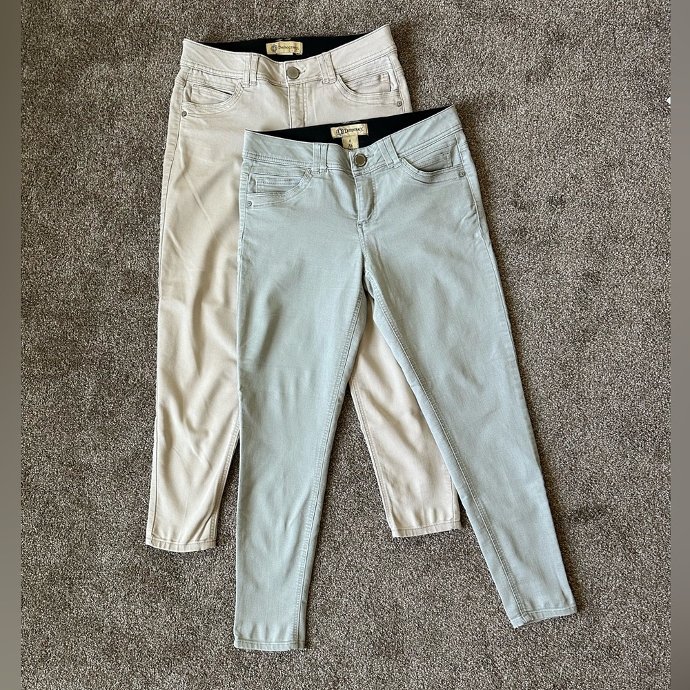 2 Pairs of Democracy Pants Size 6 Green & Beige Khakis Stretch Casual Lot